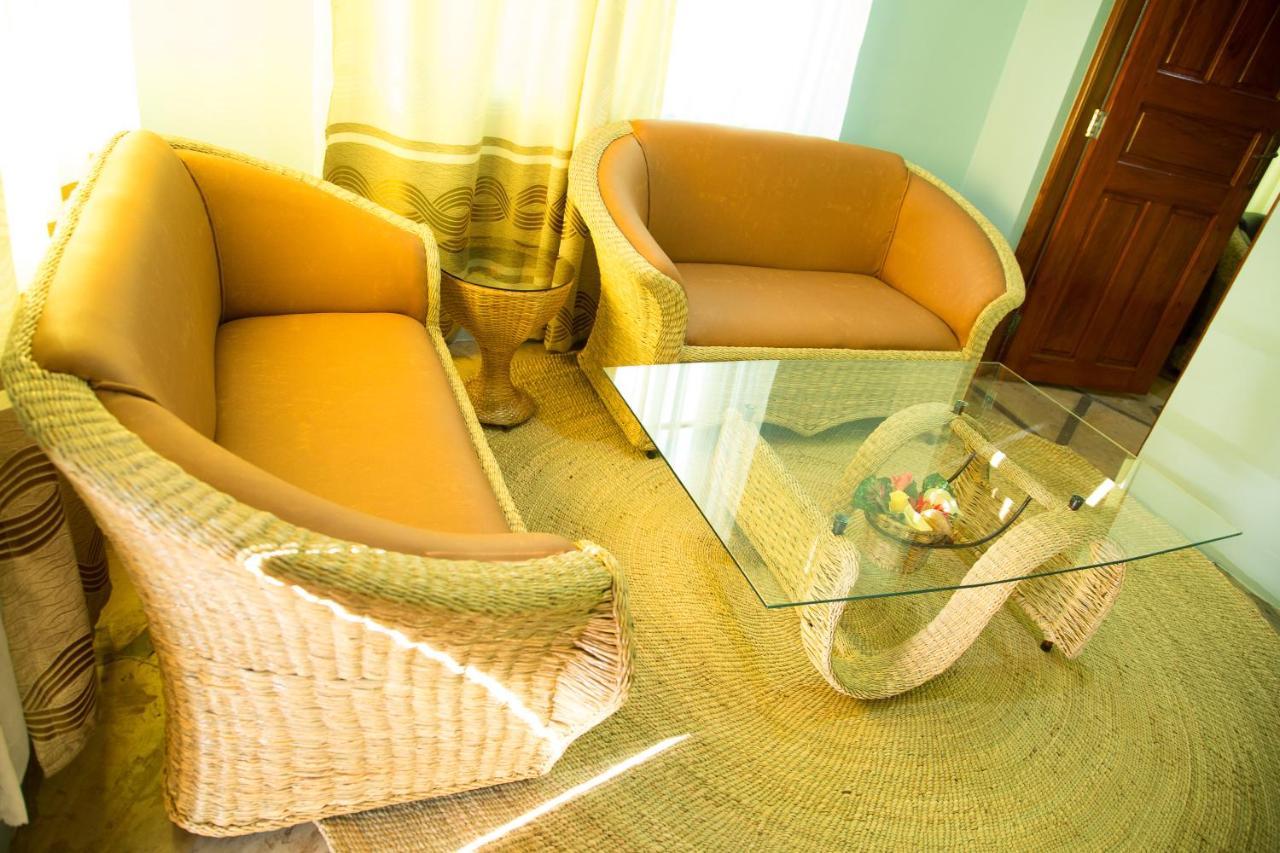 Asmorein Hotel Babati Экстерьер фото